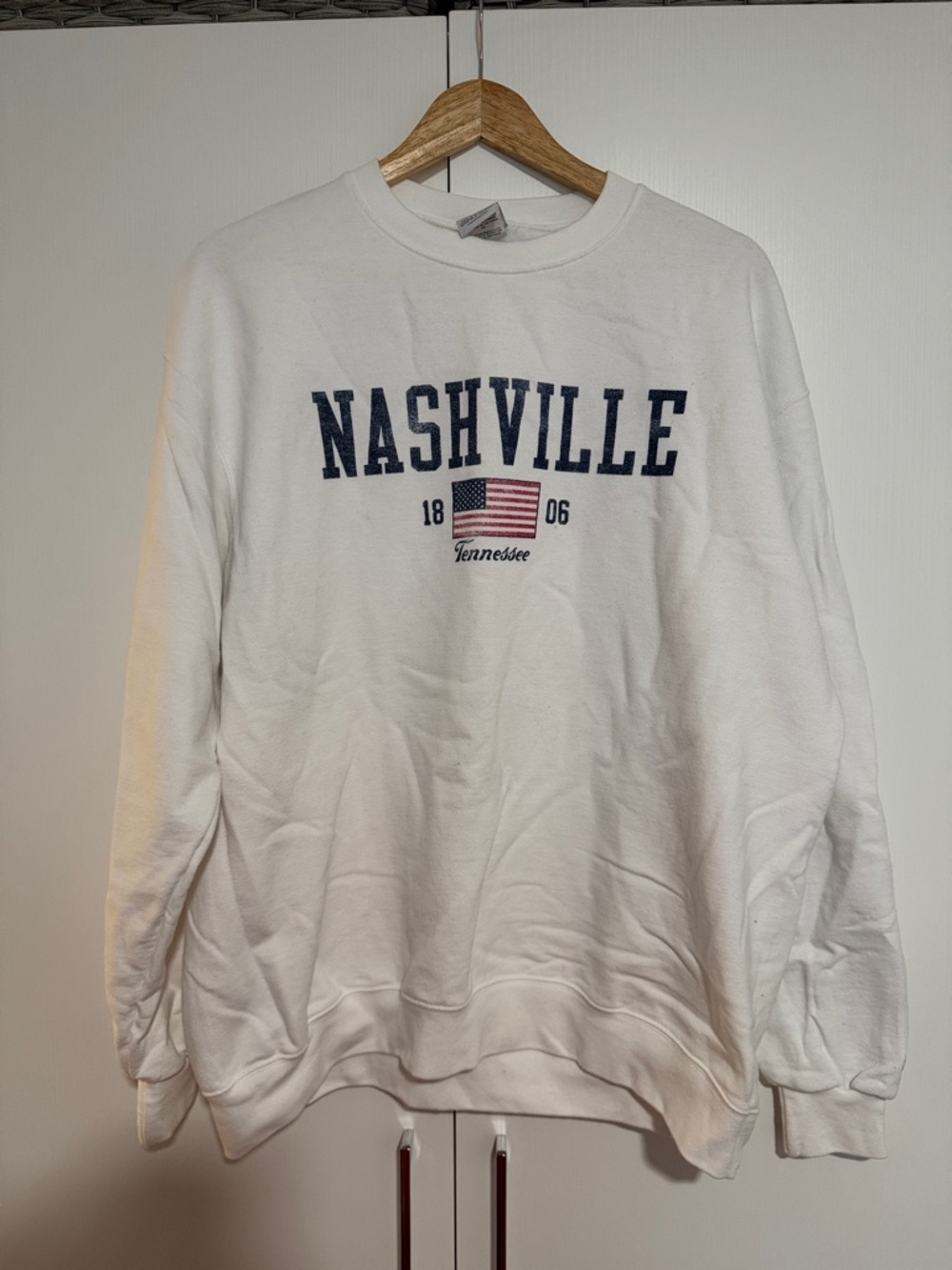 Champion Nashville Tennessee Crewneck XL White USA Flag Graphic Pullover